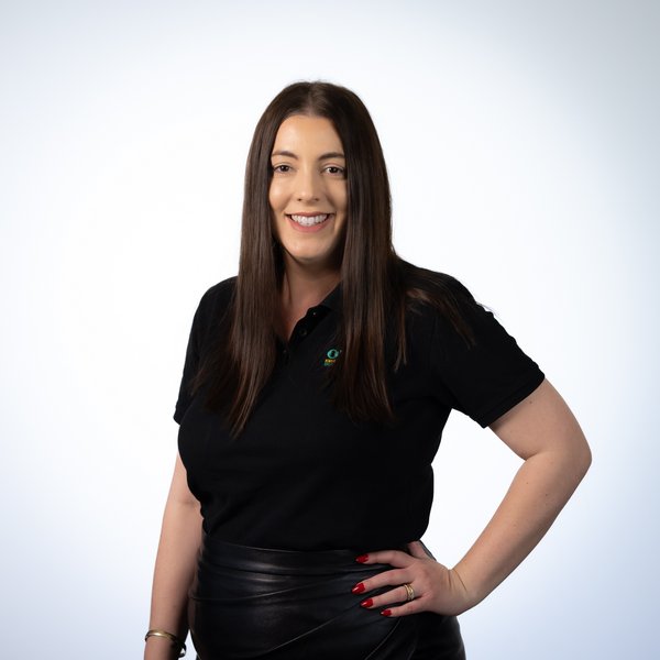 Taylor Iszlaub Main Photo